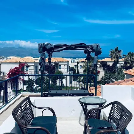 Cassiopeia 5 Bedroom On With Pool *