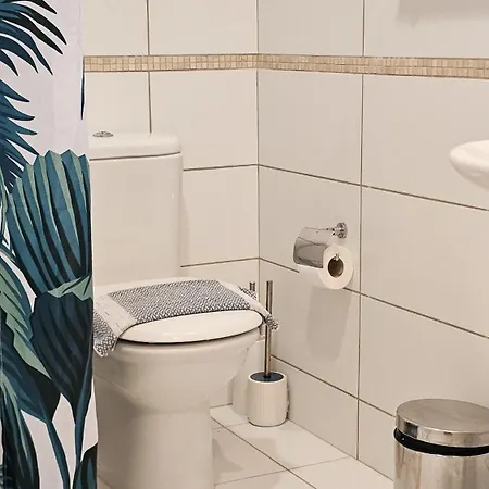 Апартаменты Cassiopeia 5 Bedroom On With Pool