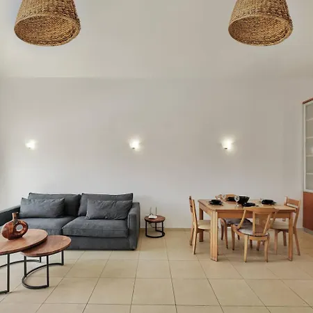 Cassiopeia 5 Bedroom On With Pool