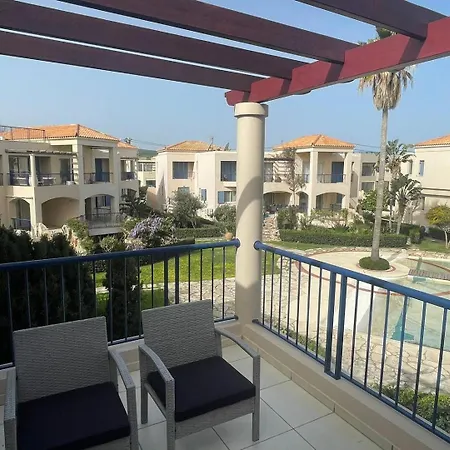Апартаменти Cassiopeia 5 Bedroom On With Pool *