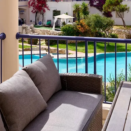 Cassiopeia 5 Bedroom On With Pool Апартаменти